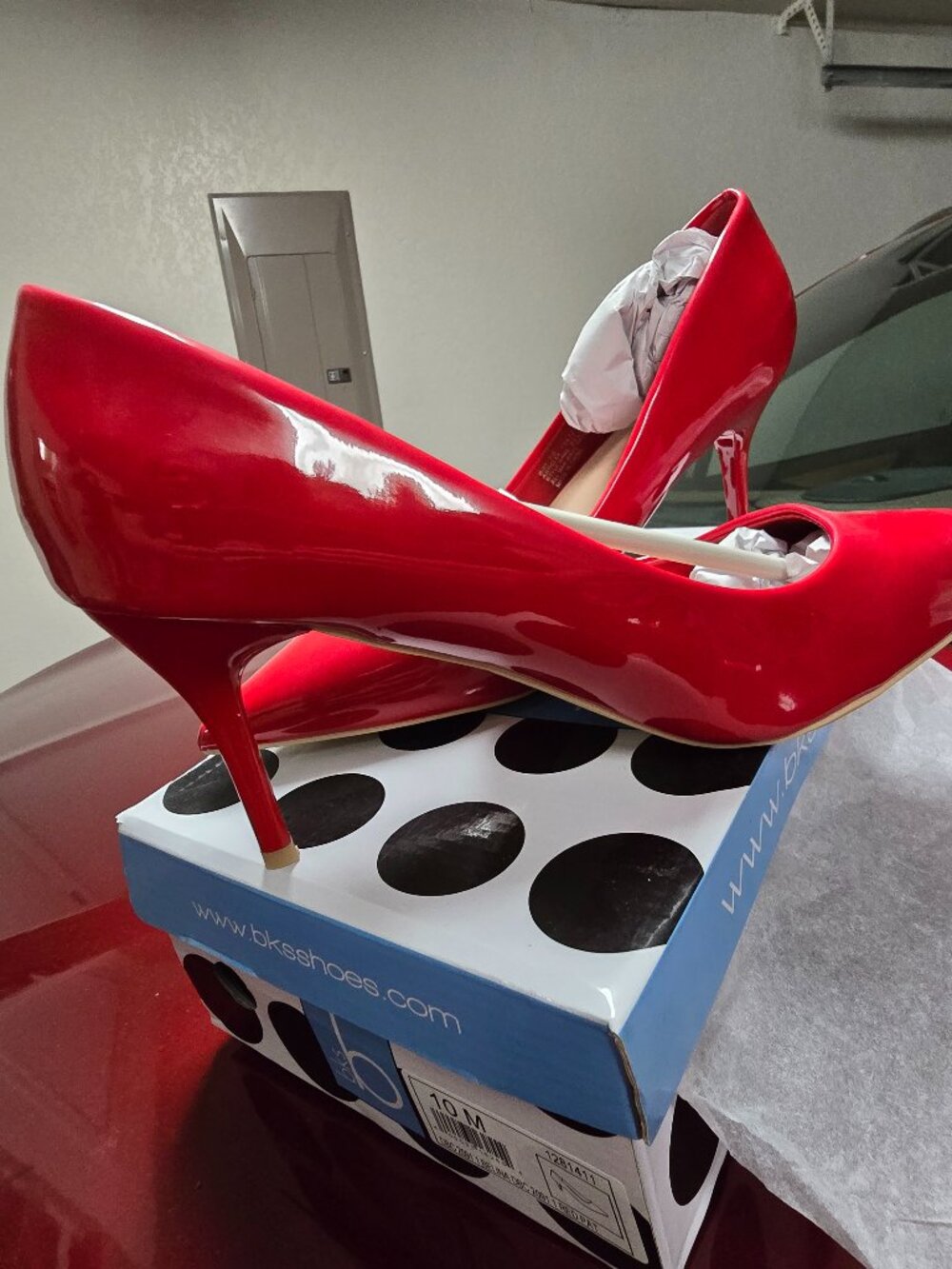Red pumps